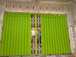 PINTU HARMONIKA JOMBANG,HARGA PINTU HARMONIKA,PINTU HARMONIKA SURABAYA,PINTU HARMONIKA MOJOAGUNG,PINTU HARMONIKA TUBAN,BENGKEL LAS PINTU HARMONIKA,PINTU HARMONIKA TERDEKAT,PEMBUATAN PINTU HARMONIKA,PINTU HARMONIKA,JASA PEMBUATAN PINTU HARMONIKA TERDEKAT