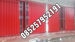 PINTU HARMONIKA JOMBANG,HARGA PINTU HARMONIKA,PINTU HARMONIKA SURABAYA,PINTU HARMONIKA MOJOAGUNG,PINTU HARMONIKA TUBAN,BENGKEL LAS PINTU HARMONIKA,PINTU HARMONIKA TERDEKAT,PEMBUATAN PINTU HARMONIKA,PINTU HARMONIKA,JASA PEMBUATAN PINTU HARMONIKA TERDEKAT