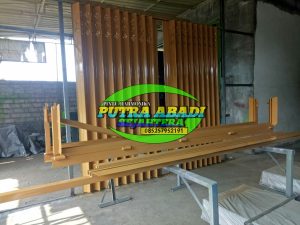PINTU HARMONIKA JOMBANG,HARGA PINTU HARMONIKA,PINTU HARMONIKA SURABAYA,PINTU HARMONIKA MOJOAGUNG,PINTU HARMONIKA TUBAN,BENGKEL LAS PINTU HARMONIKA,PINTU HARMONIKA TERDEKAT,PEMBUATAN PINTU HARMONIKA,PINTU HARMONIKA,JASA PEMBUATAN PINTU HARMONIKA TERDEKAT