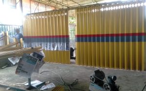 PINTU HARMONIKA JOMBANG,HARGA PINTU HARMONIKA,PINTU HARMONIKA MOJOAGUNG,PINTU HARMONIKA TUBAN,PINTU HARMONIKA SURABAYA,BENGKEL LAS PINTU HARMONIKA,PINTU HARMONIKA TERDEKAT,PEMBUATAN PINTU HARMONIKA,PINTU HARMONIKA,JASA PEMBUATAN PINTU HARMONIKA TERDEKAT