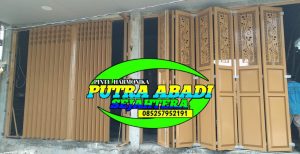 PINTU HARMONIKA JOMBANG,PINTU HARMONIKA SURABAYA,PINTU HARMONIKA MOJOAGUNG,PINTU HARMONIKA TUBAN,HARGA PINTU HARMONIKA,BENGKEL LAS PINTU HARMONIKA,PINTU HARMONIKA TERDEKAT,PEMBUATAN PINTU HARMONIKA,PINTU HARMONIKA,JASA PEMBUATAN PINTU HARMONIKA TERDEKAT